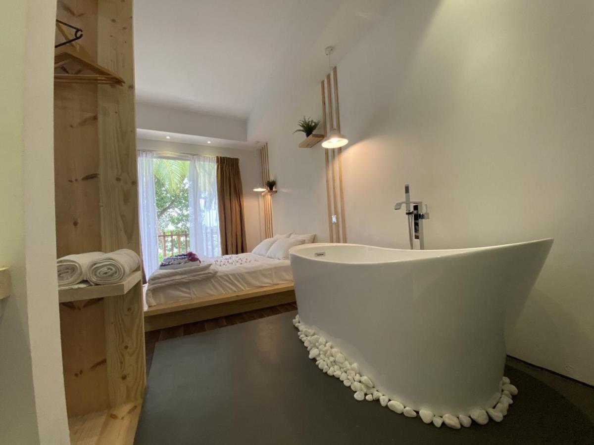 Portia Hotel & Spa Dhiffushi Eksteriør bilde