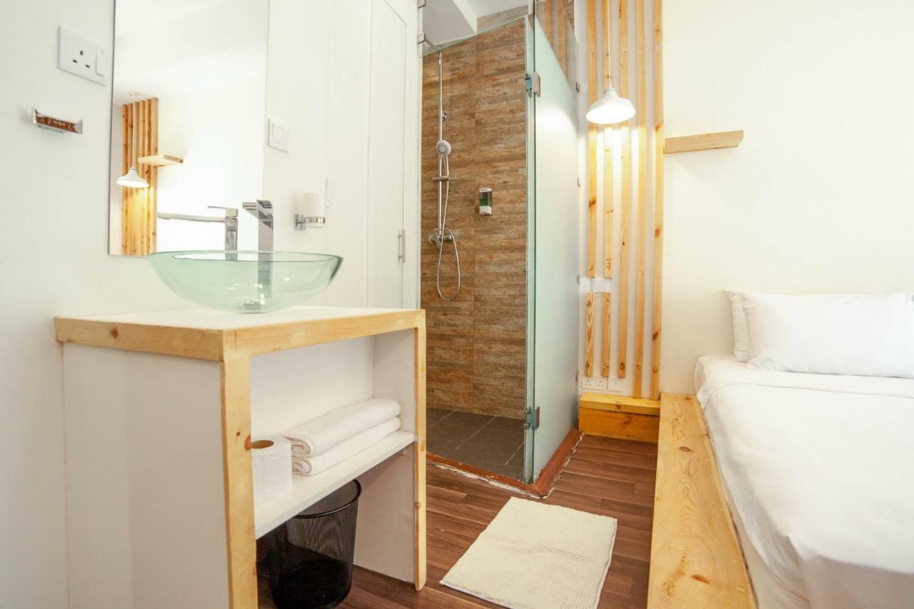 Portia Hotel & Spa Dhiffushi Eksteriør bilde